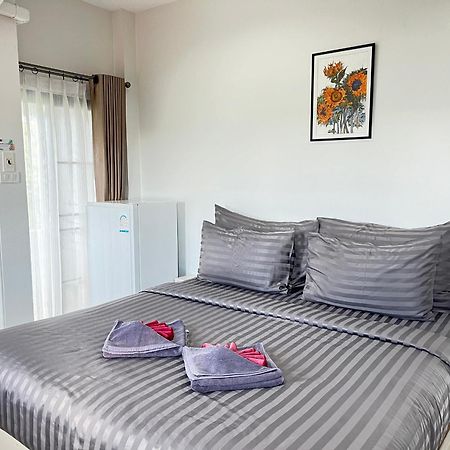 The Gun Hotel Surin Exterior photo